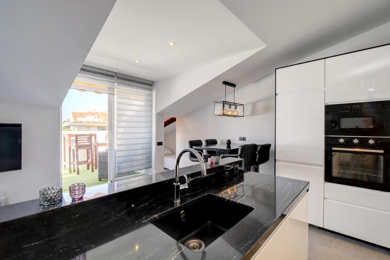 Penthouse Deluxe, Carolina Park, Apartment